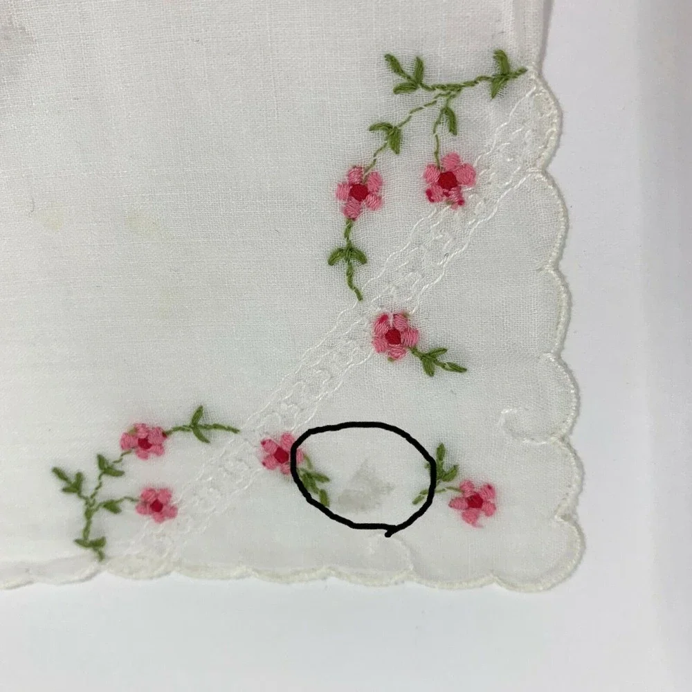 Vintage Pink Embroidered Flower Floral Victorian Hankie Handkerchief Scalloped